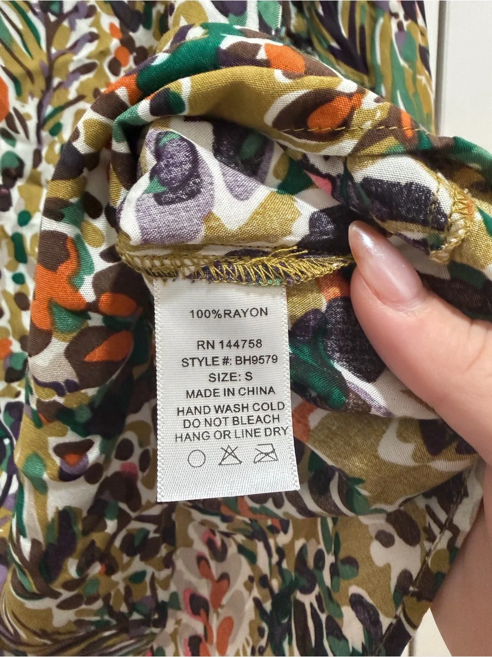 BOHME Multi Floral Button-Down Blouse Size Small